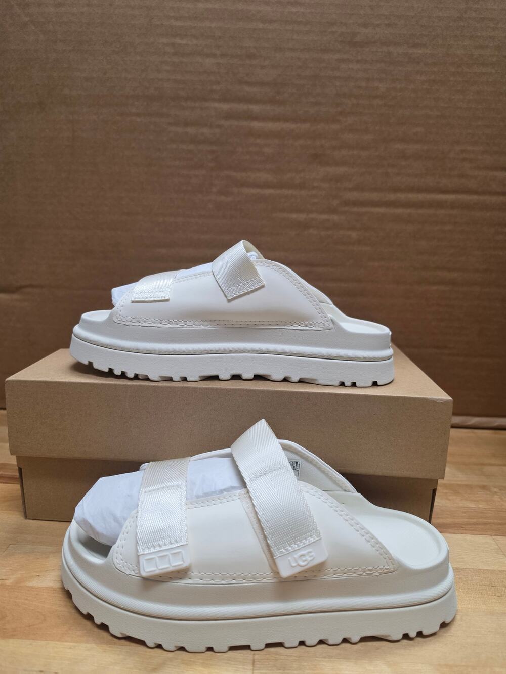 UGG K GoldenGlow Slide Womens Size 4